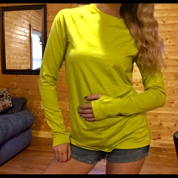 Nike Tops - Nike therma fit shirt l